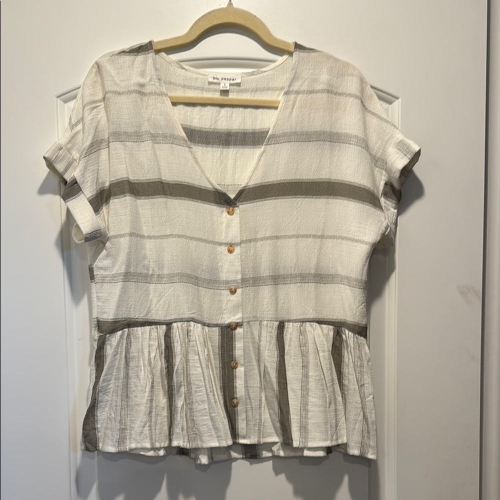 Blu Pepper Striped Cream and Gray Women's Top